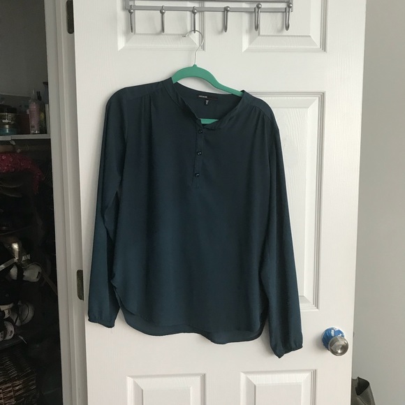 Button down teal blouse! - Picture 1 of 2